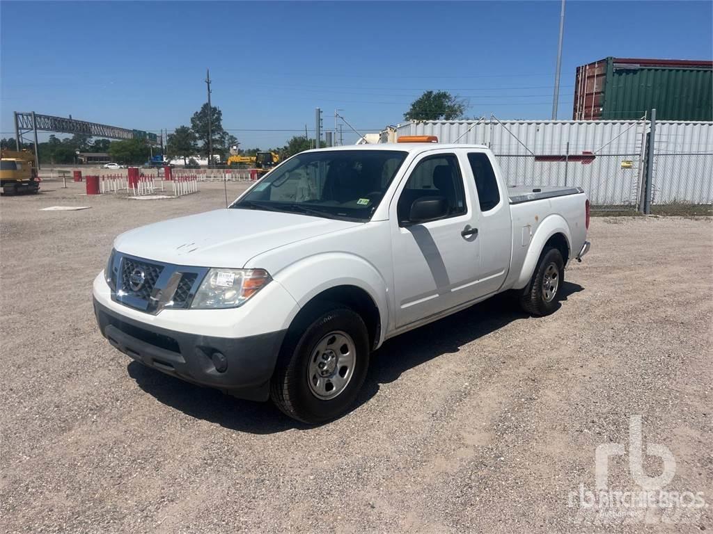 Nissan FRONTIER Vieglais kravas automobilis/izkraušana no sāniem