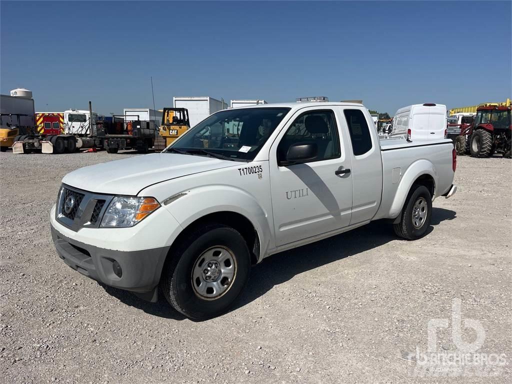 Nissan FRONTIER Vieglais kravas automobilis/izkraušana no sāniem