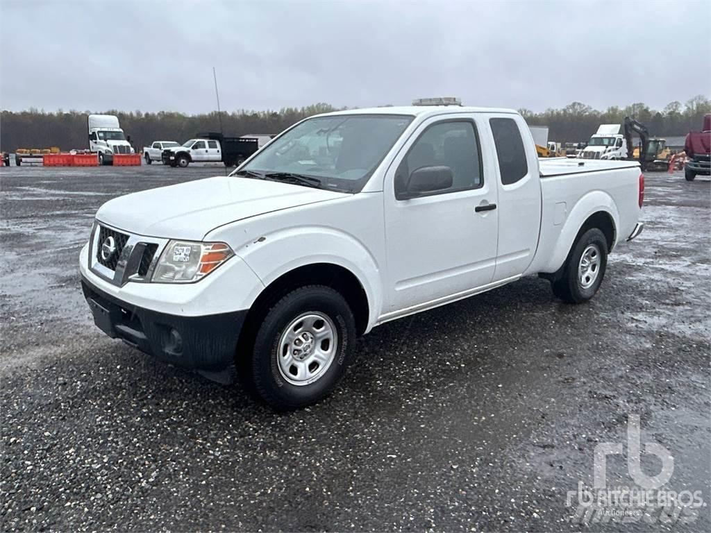 Nissan FRONTIER Vieglais kravas automobilis/izkraušana no sāniem