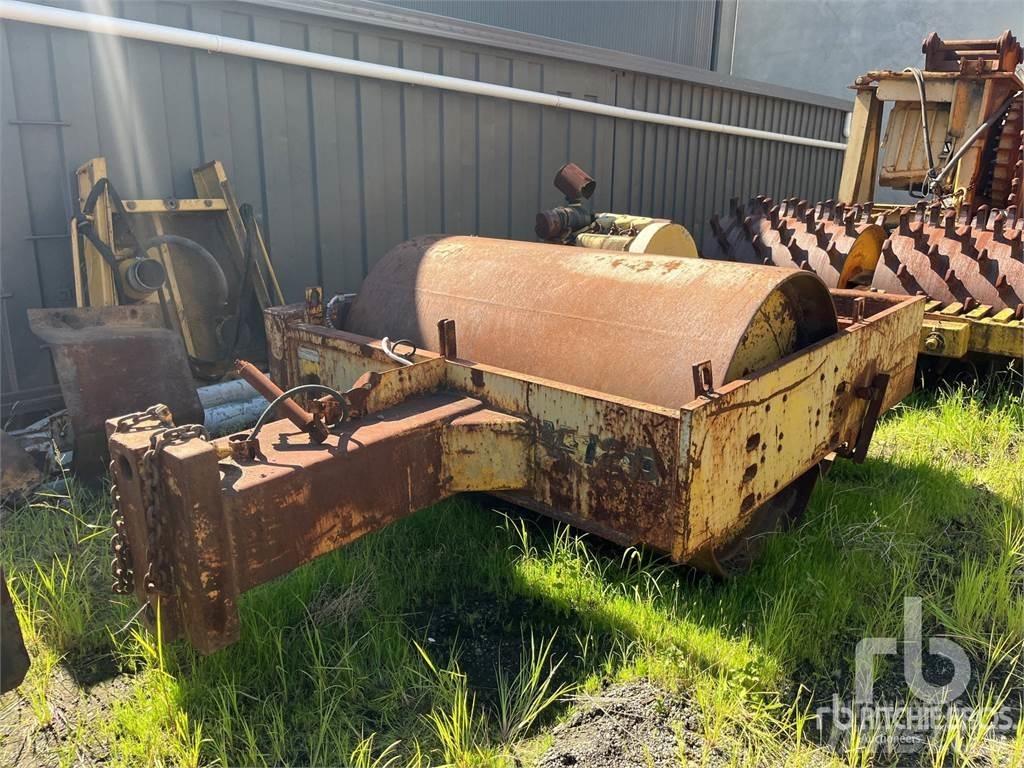 Pacific V12D Augsnes blīvētāji