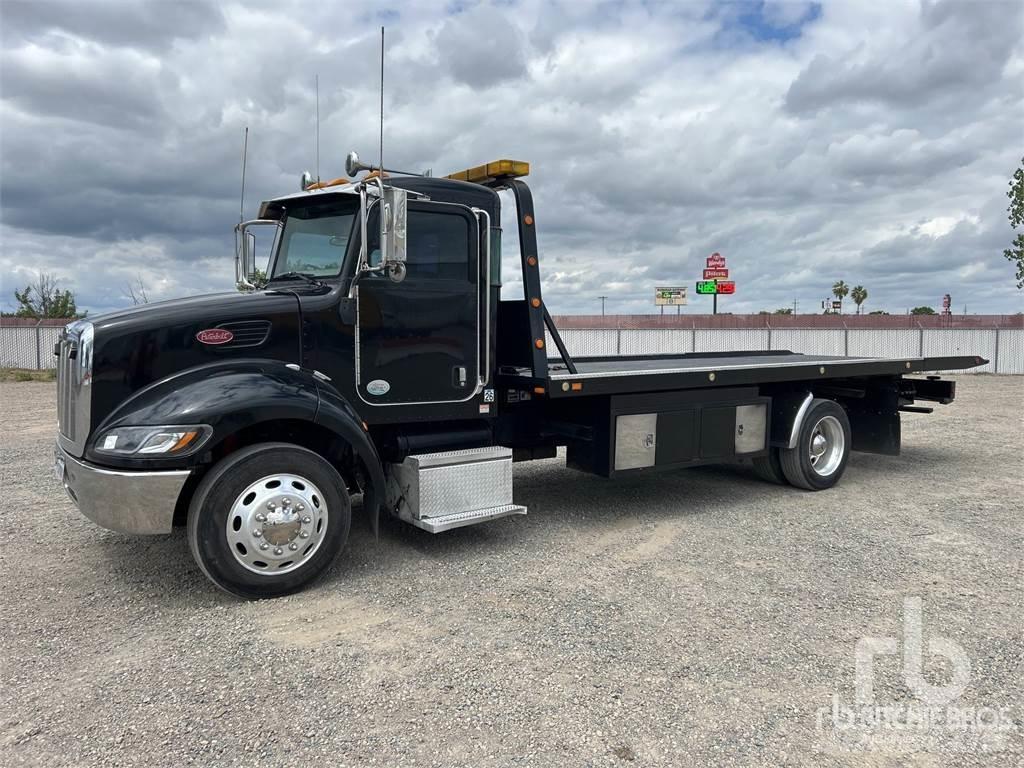 Peterbilt 330 Kabīnes un interjers