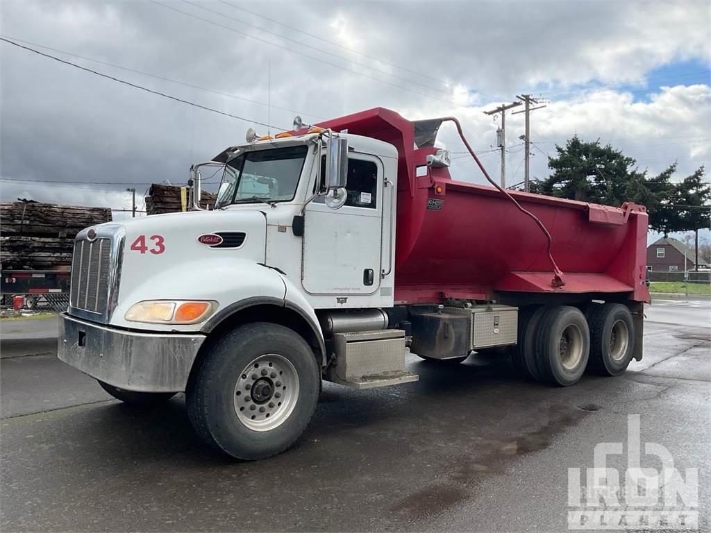 Peterbilt 335 Pašizgāzējs