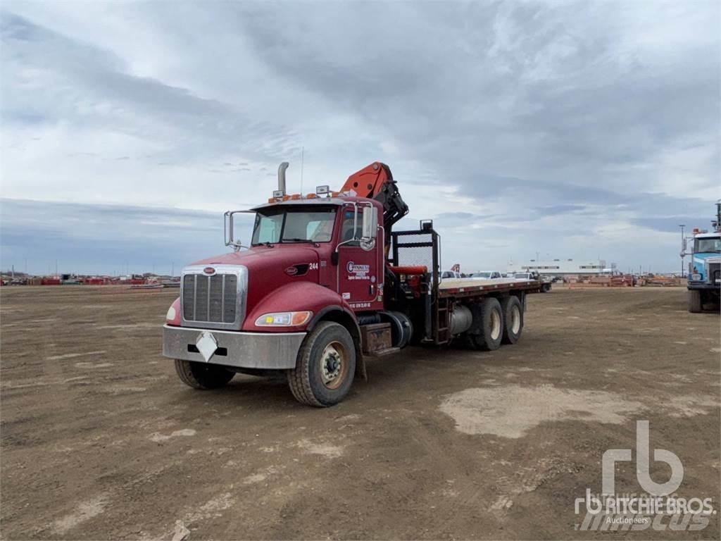 Peterbilt 348 Smagās mašīnas ar celtni