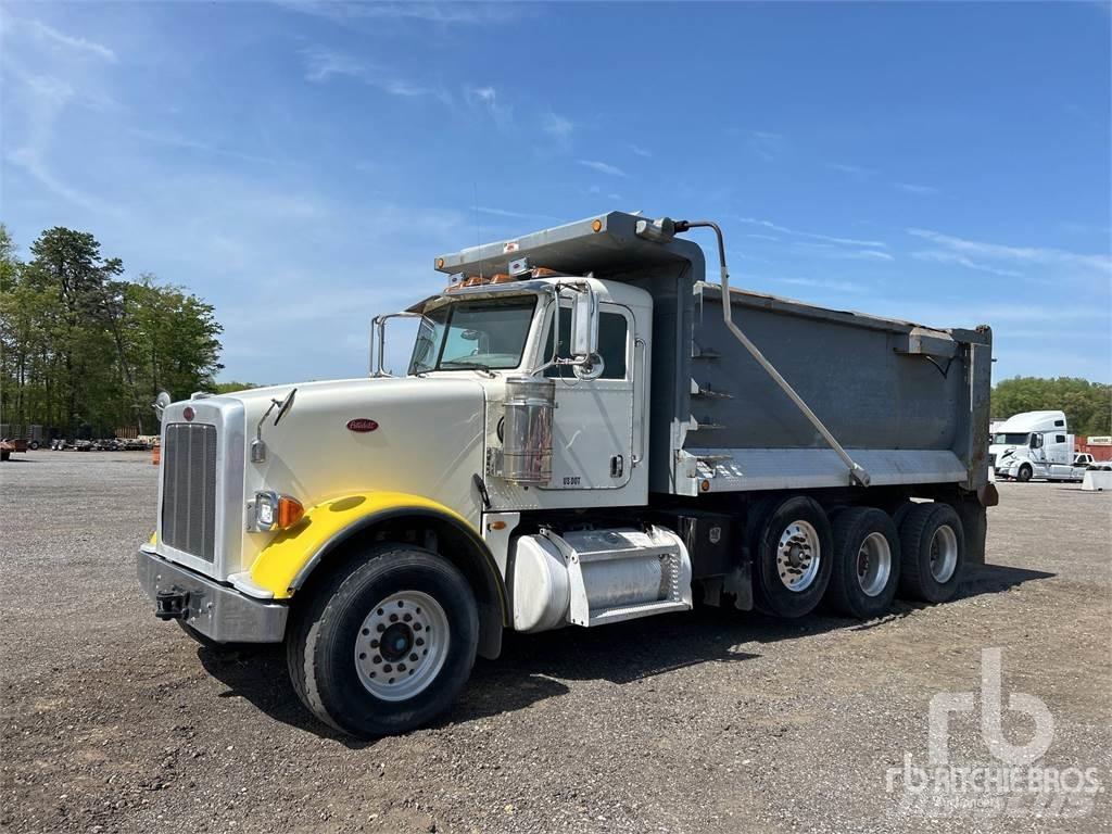 Peterbilt 367 Pašizgāzējs