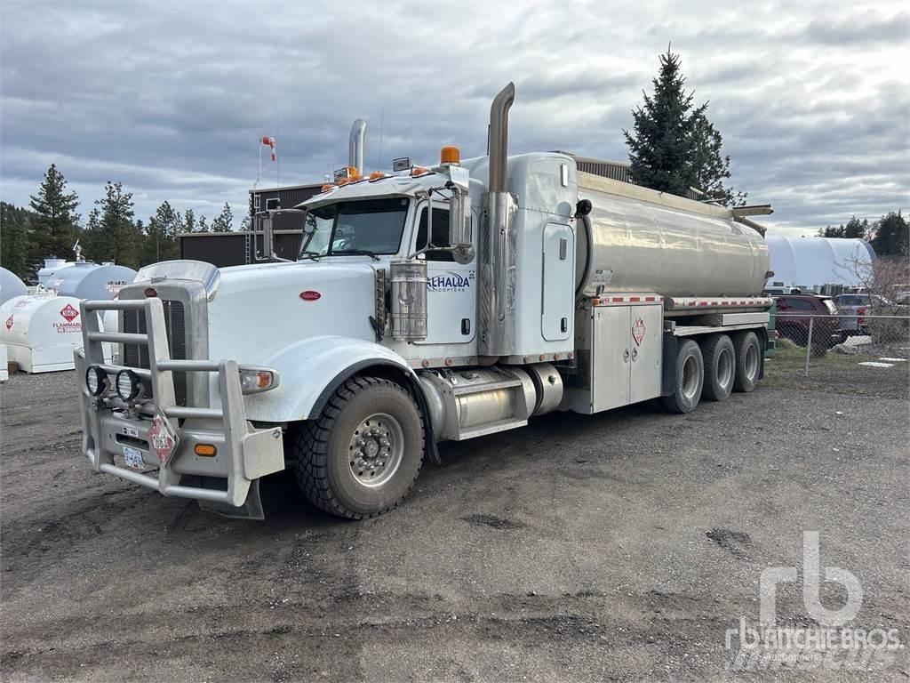 Peterbilt 367 Autocisterna