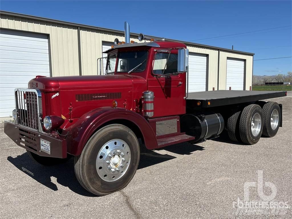 Peterbilt 380 Platformas/izkraušana no sāniem