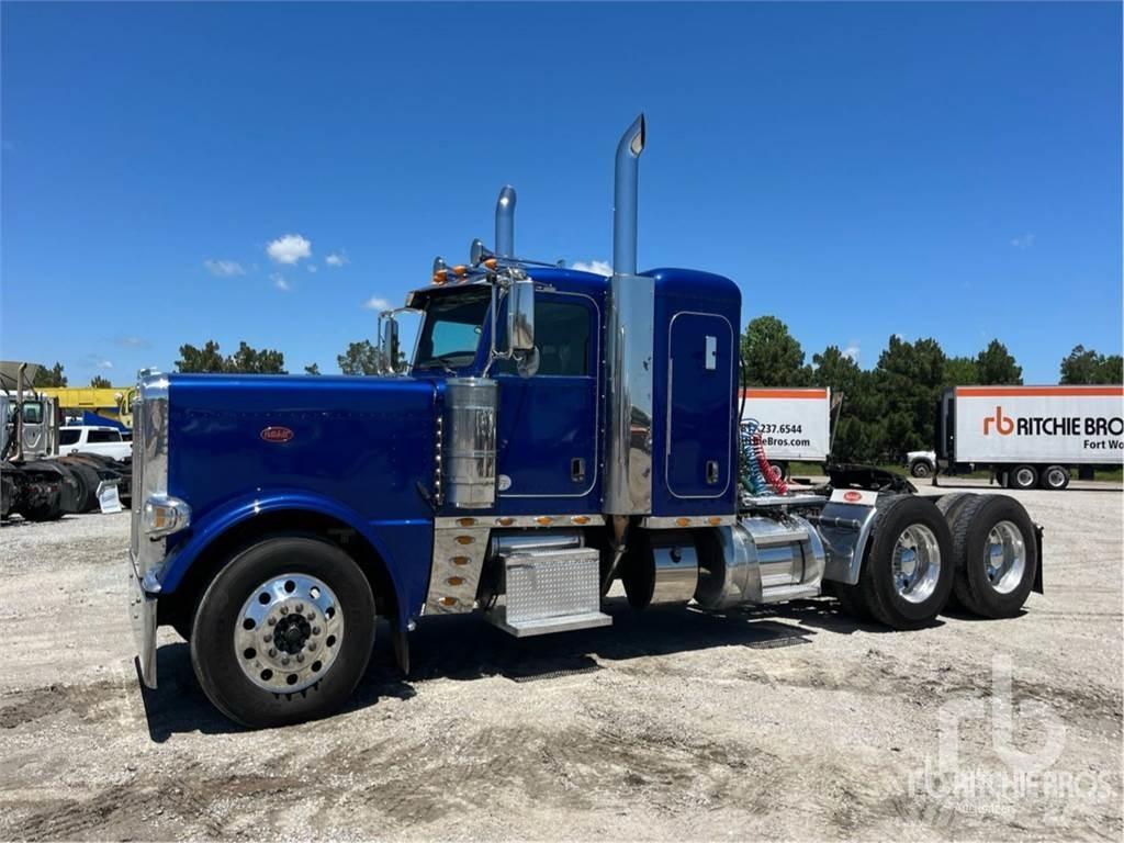 Peterbilt 389 Vilcēji