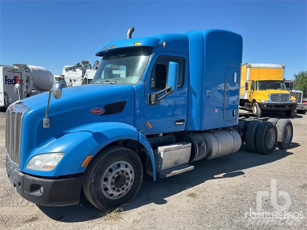 Peterbilt 579 Vilcēji