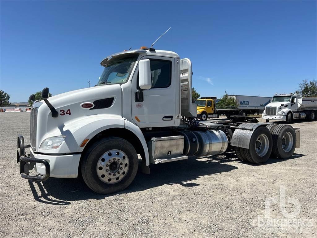 Peterbilt 579 Pašizgāzējs
