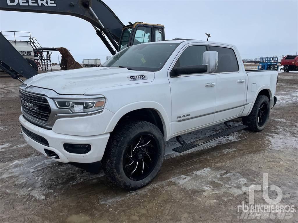 RAM 1500 Vieglais kravas automobilis/izkraušana no sāniem