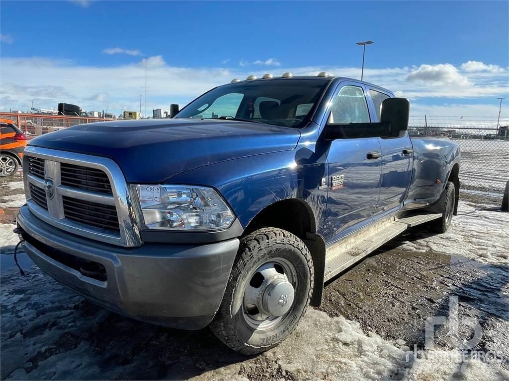 RAM 3500 Vieglais kravas automobilis/izkraušana no sāniem