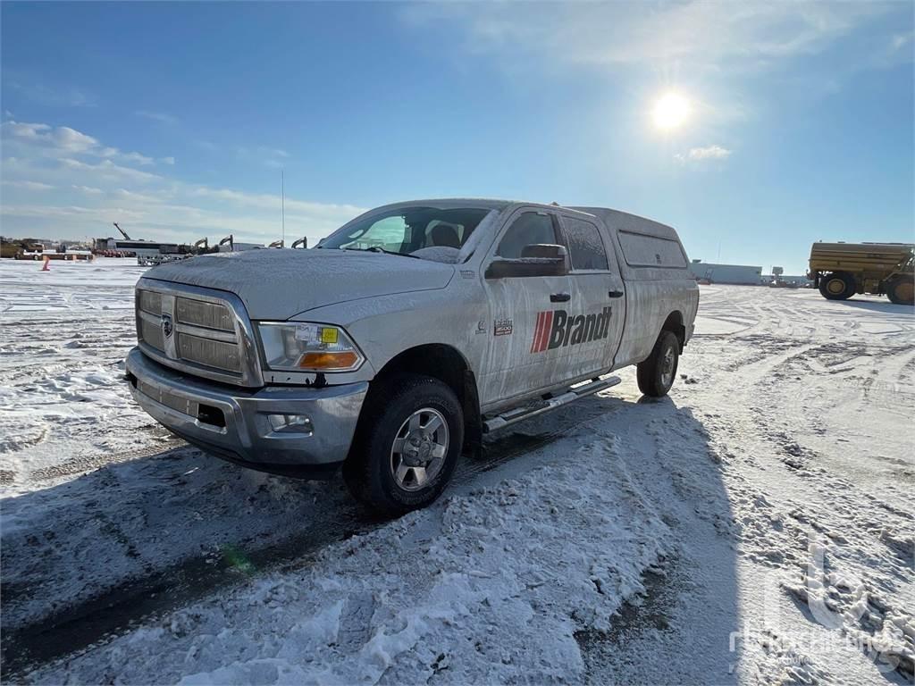 RAM 3500 Vieglais kravas automobilis/izkraušana no sāniem