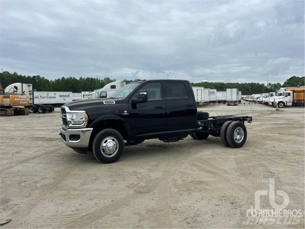 RAM 3500 Šasija ar kabīni