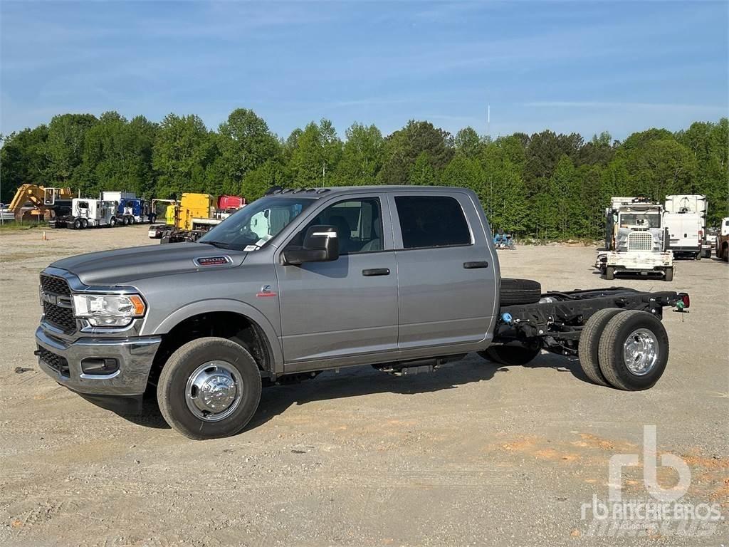 RAM 3500 Šasija ar kabīni