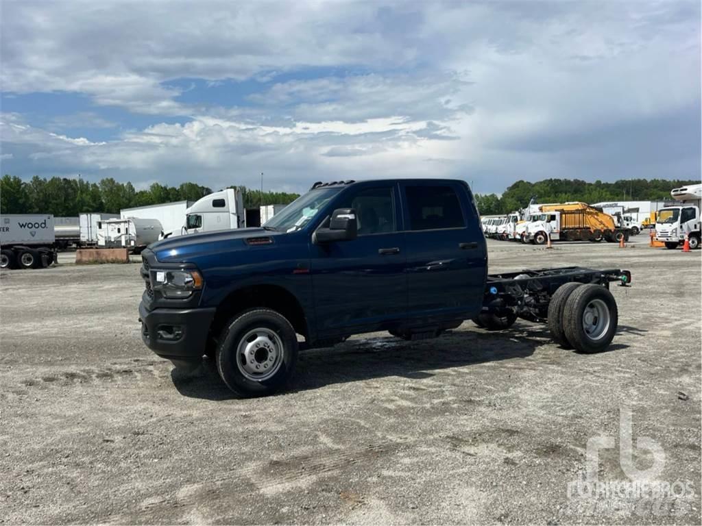RAM 3500 Šasija ar kabīni