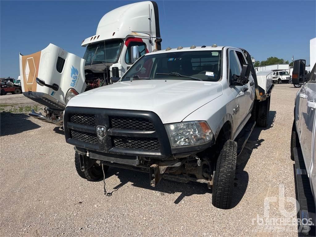 RAM 5500 Platformas/kravas mašīnas ar vinču