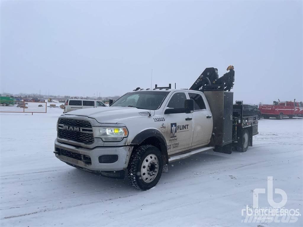 RAM 5500 Smagās mašīnas ar celtni