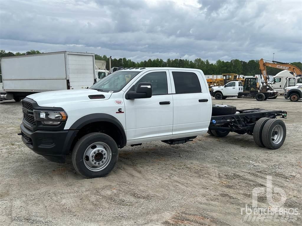 RAM 5500 Šasija ar kabīni