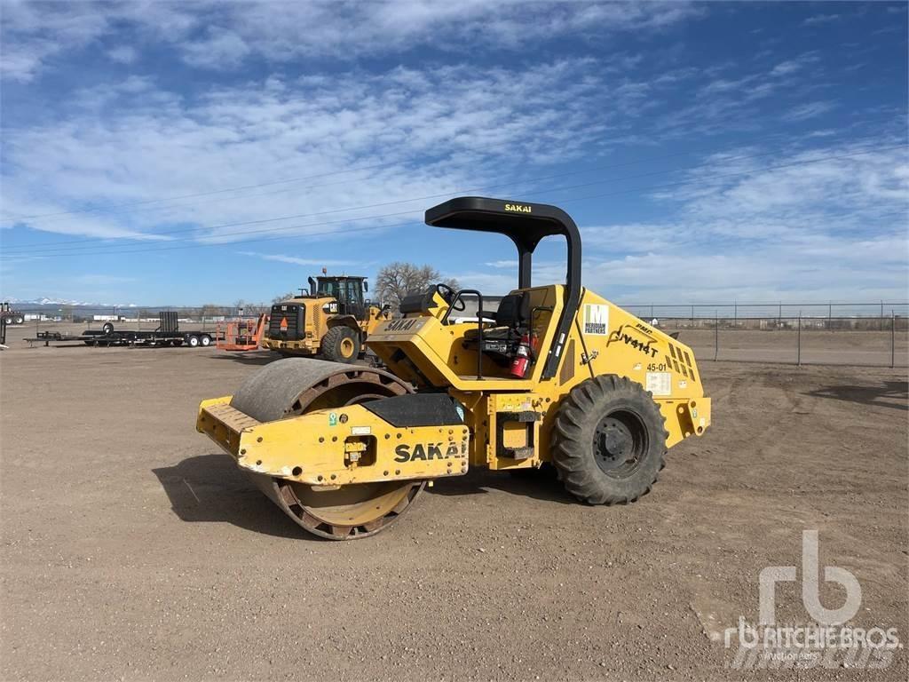 Sakai SV414 Atkritumu preses