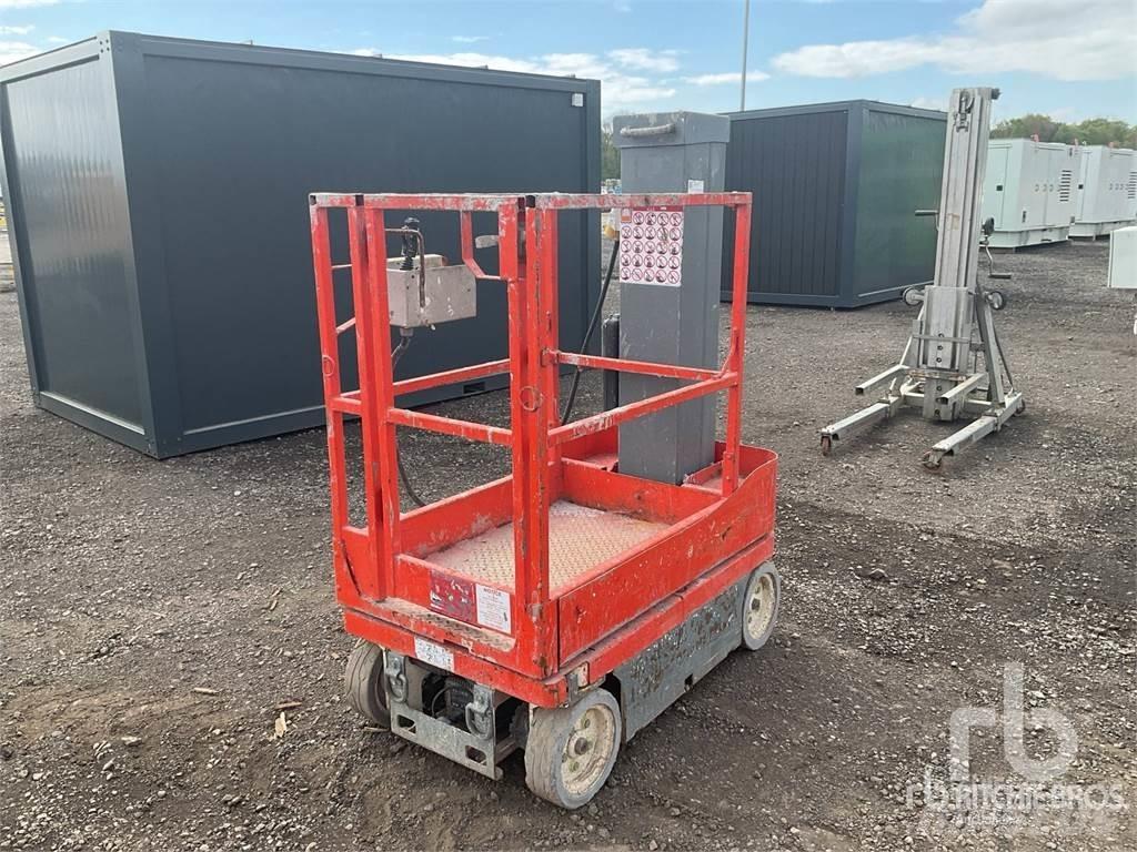 SkyJack SJ12 Šķerveida pacēlāji