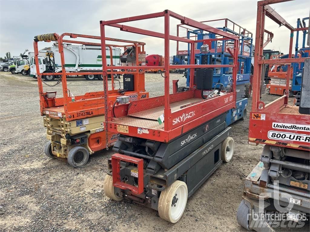 SkyJack SJ3220 Šķerveida pacēlāji