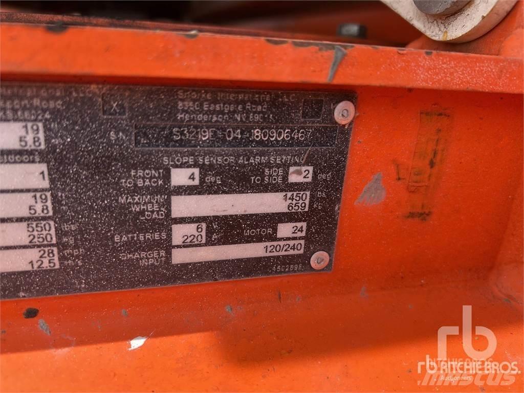 Snorkel S3219E Šķerveida pacēlāji
