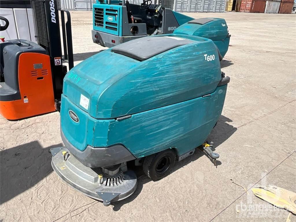 Tennant T600 Ielu tīrīšanas mašīnas