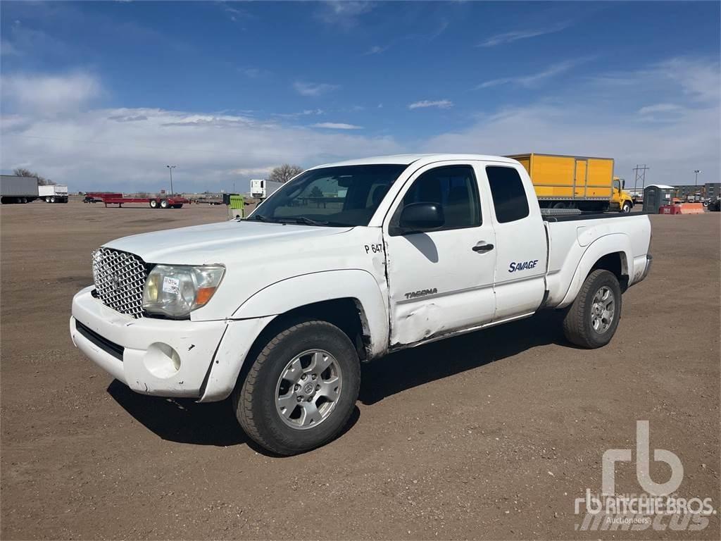 Toyota TACOMA Vieglais kravas automobilis/izkraušana no sāniem
