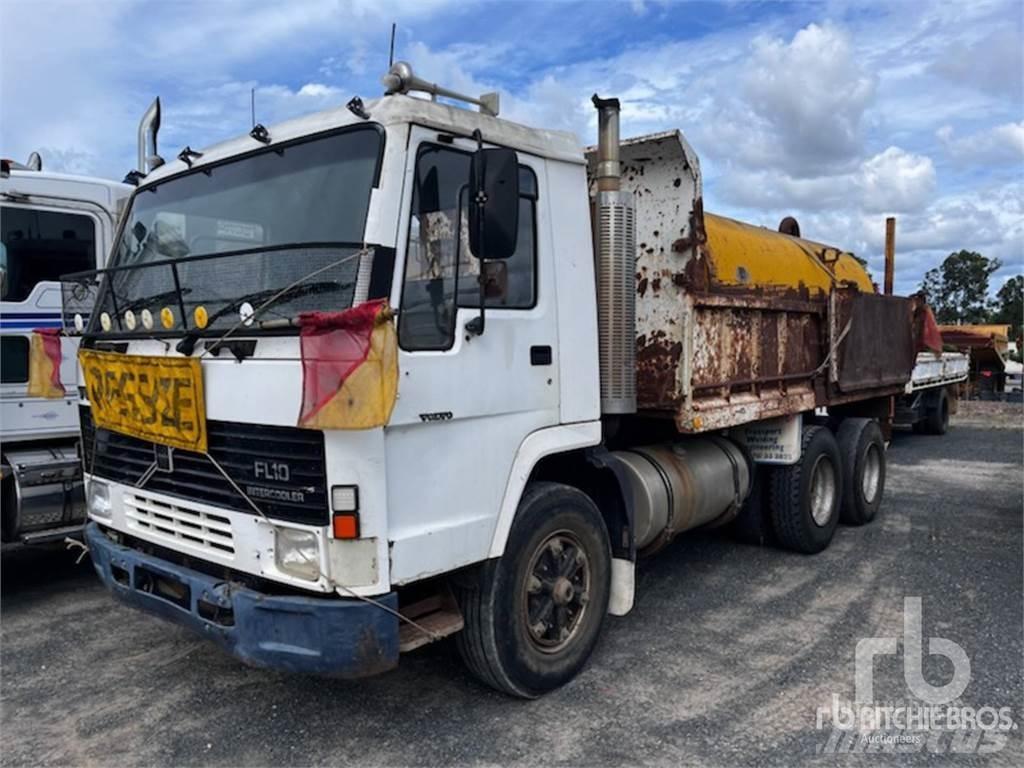 Volvo FL10 Pašizgāzējs