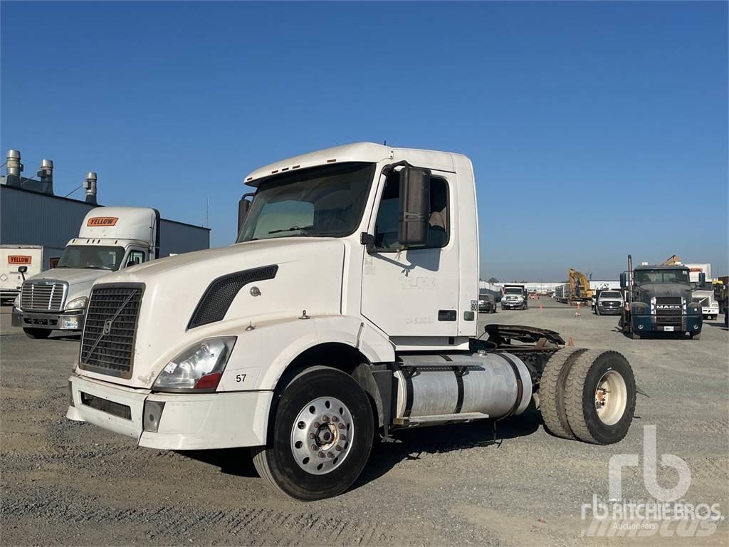 Volvo VNL Vilcēji