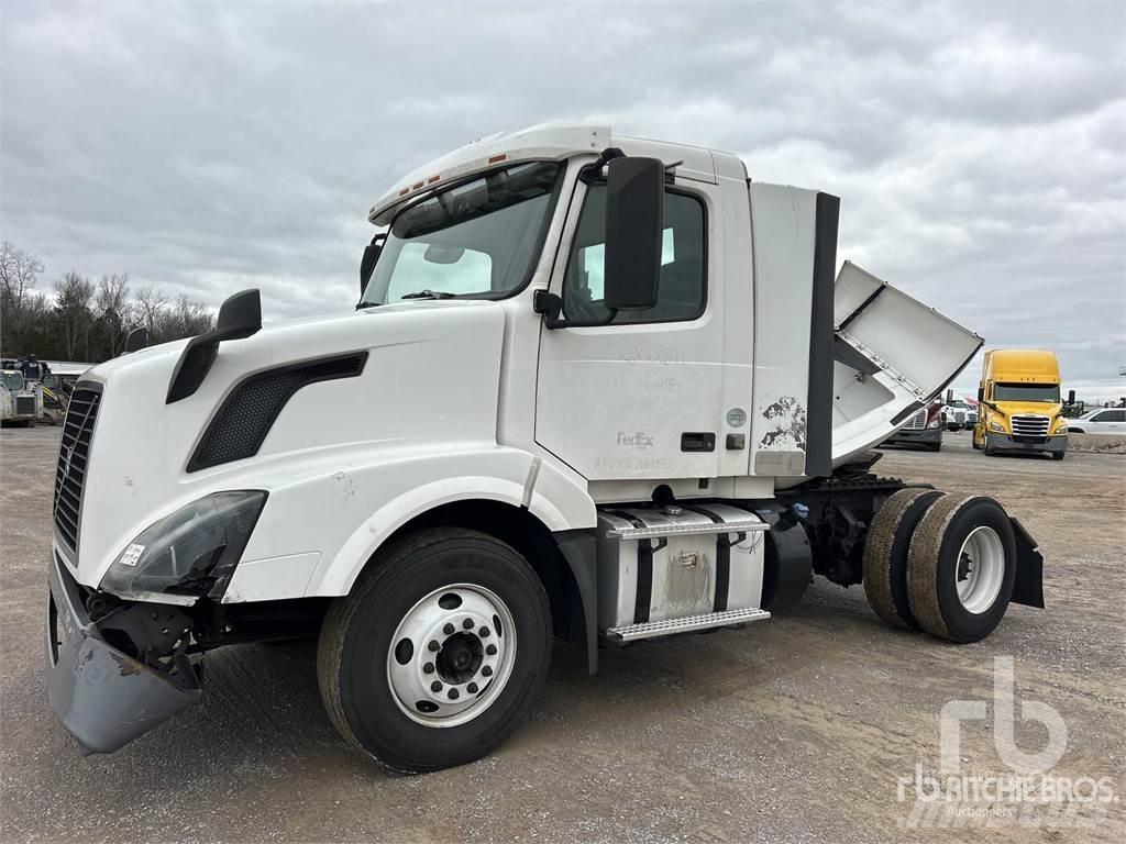 Volvo VNL Vilcēji