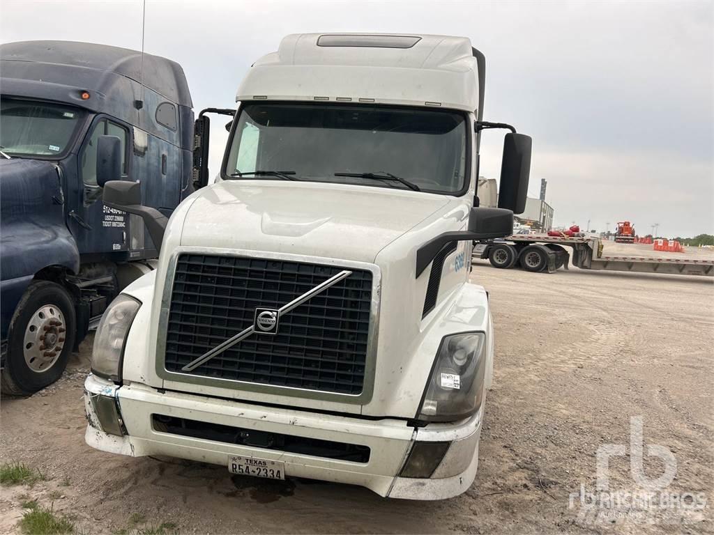 Volvo VNL Vilcēji