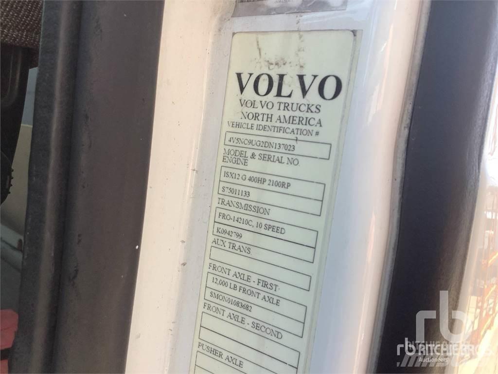 Volvo VNL Vilcēji