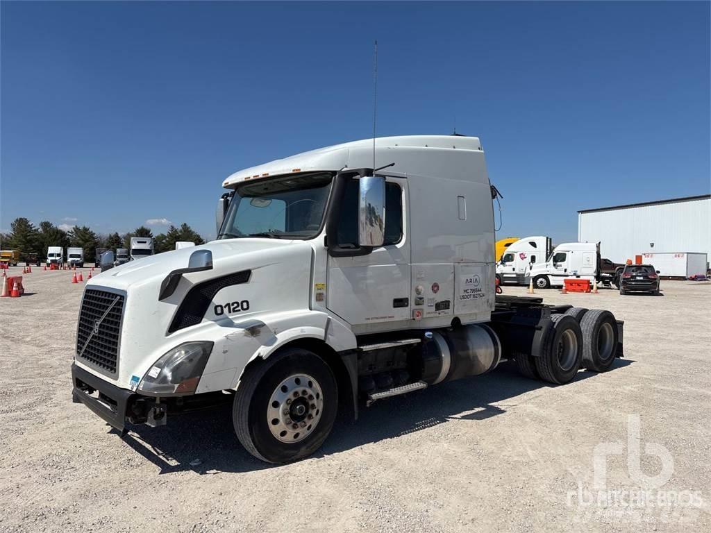 Volvo VNL Vilcēji