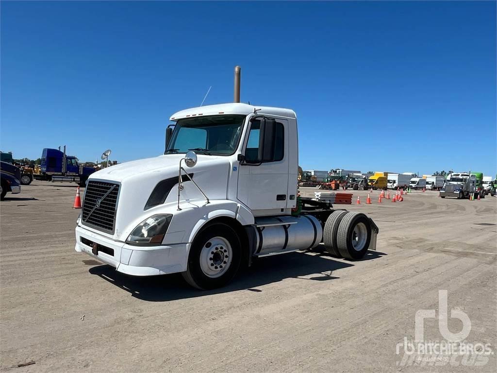 Volvo VNL300 Vilcēji