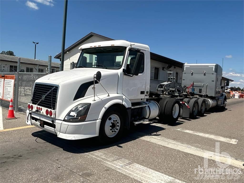 Volvo VNL300 Vilcēji
