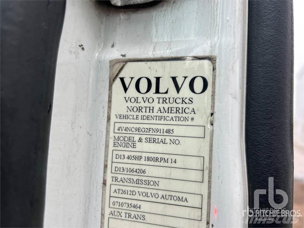 Volvo VNL64 Vilcēji