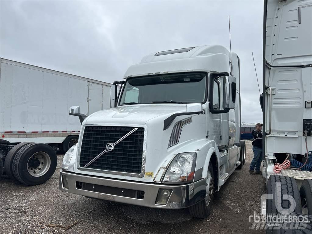 Volvo VNL670 Vilcēji