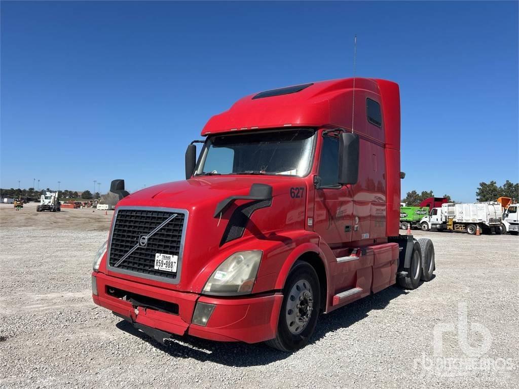 Volvo VNL670 Vilcēji