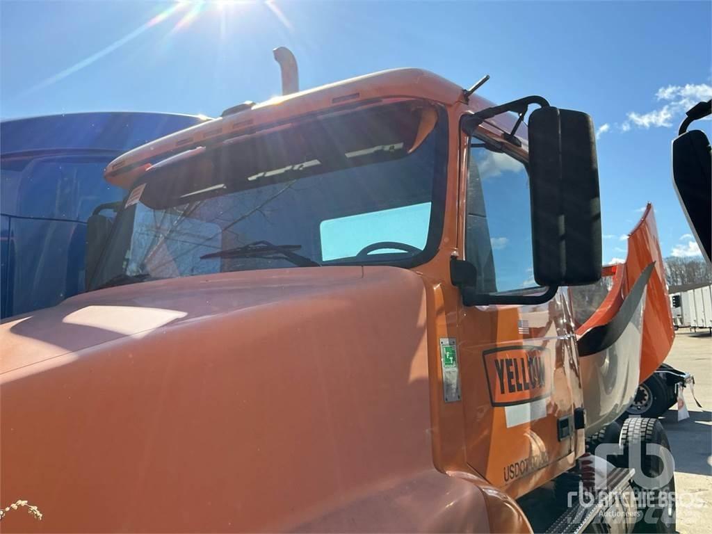 Volvo VNM Vilcēji