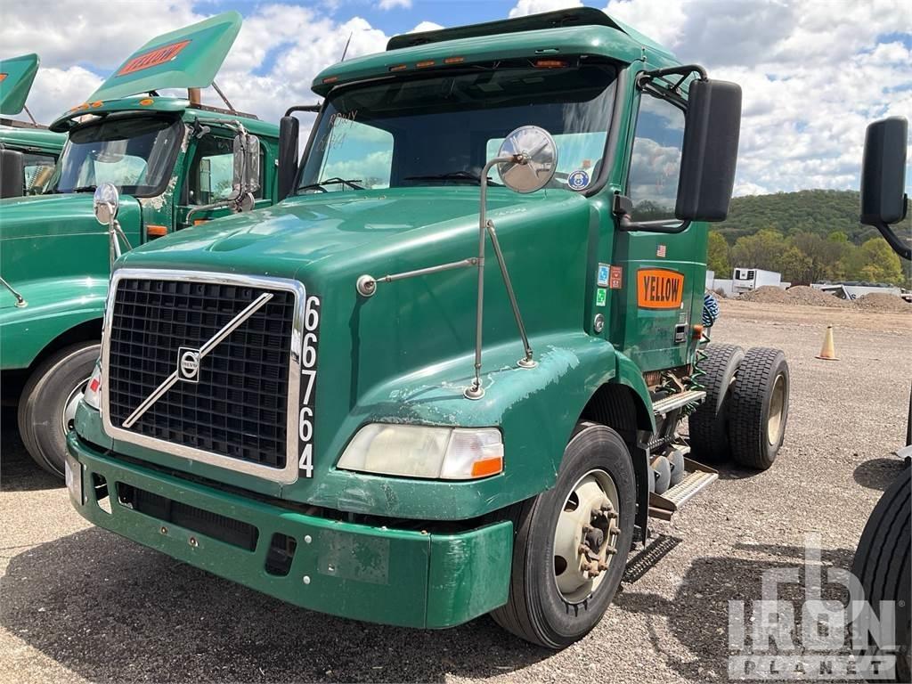 Volvo VNM200 Vilcēji
