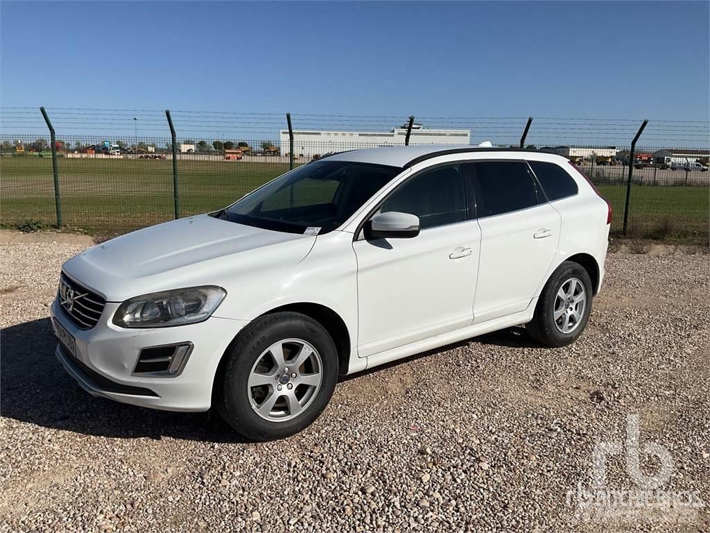 Volvo XC60 Vieglais kravas automobilis/izkraušana no sāniem