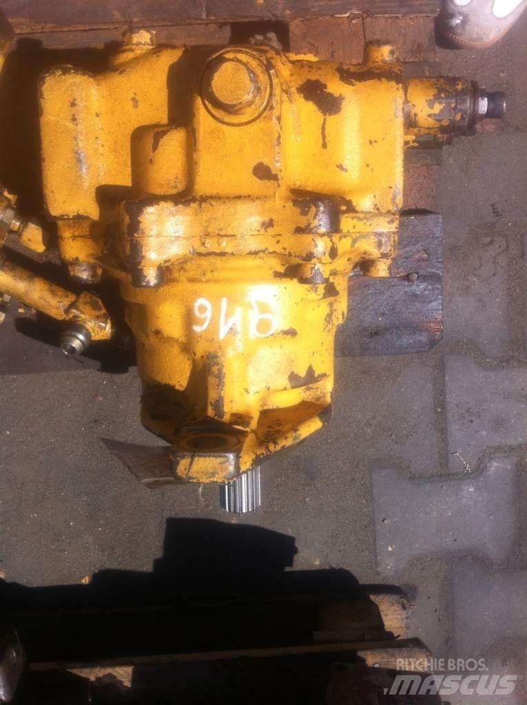 Komatsu E2153569 Dzinēji