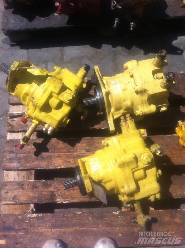 Komatsu E2156297 Dzinēji
