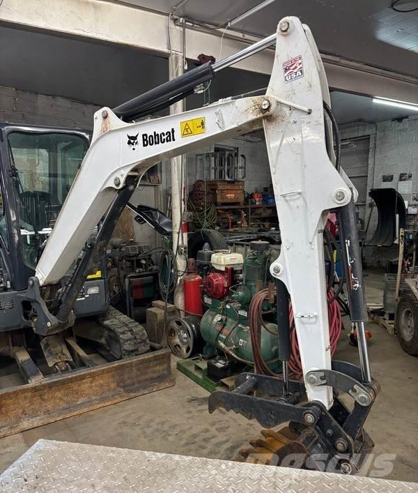 Bobcat E35I Kāpurķēžu ekskavatori