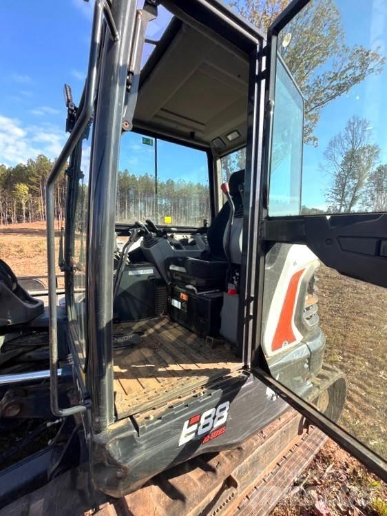 Bobcat E88 R2 Kāpurķēžu ekskavatori