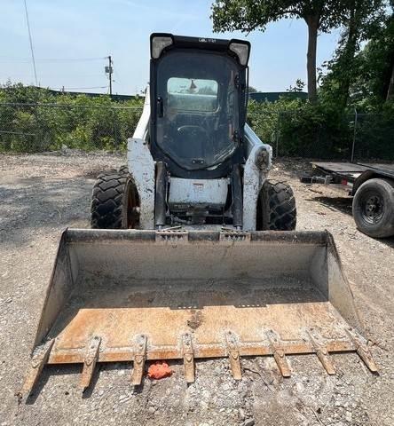 Bobcat S650 Lietoti riteņu kompaktiekrāvēji