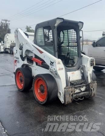 Bobcat S770 Lietoti riteņu kompaktiekrāvēji
