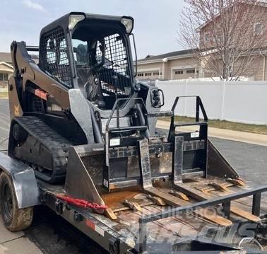 Bobcat T590 Lietoti riteņu kompaktiekrāvēji