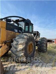 CAT 545C Šķeldotāji